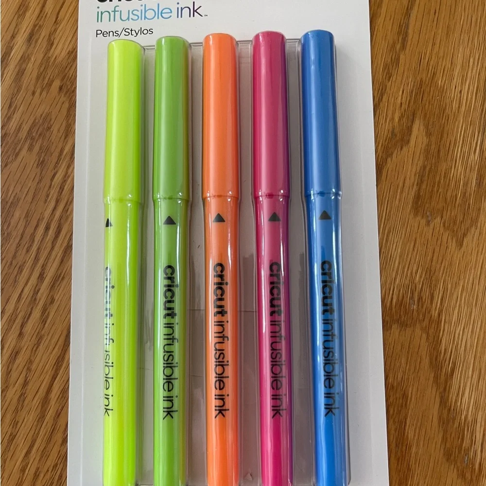 Cricut Infusible Ink Pens - Multicolor Set - Picture 2 of 7